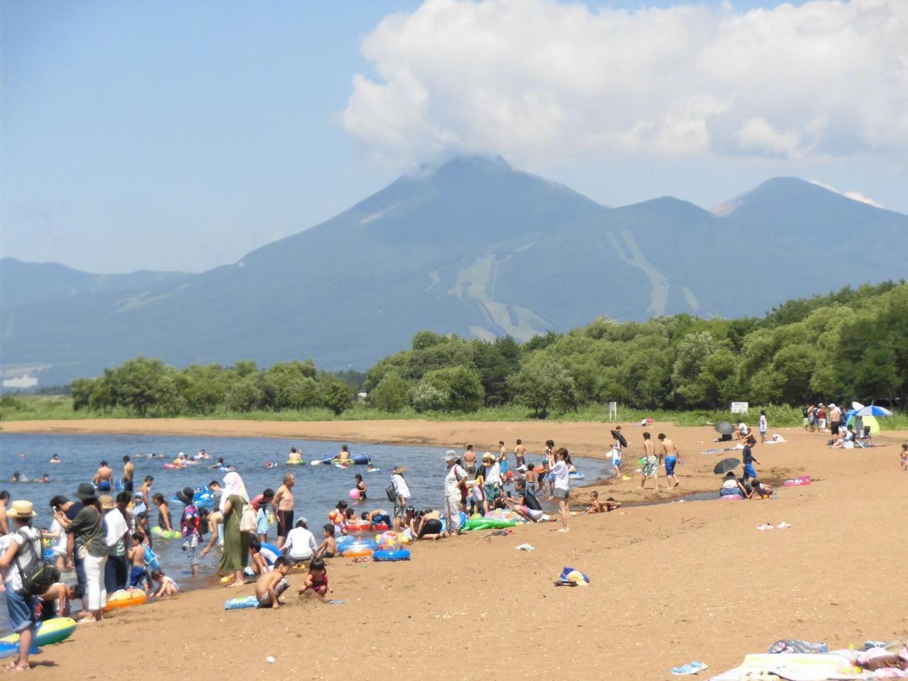 Lakeside Banko Hotell Inawashiro Exteriör bild